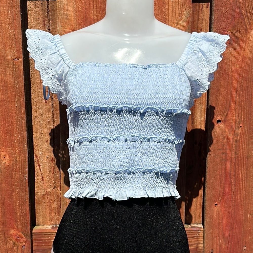 loveriche Light Blue Smocked Crop Top Eyelet Ruffle Sleeve M